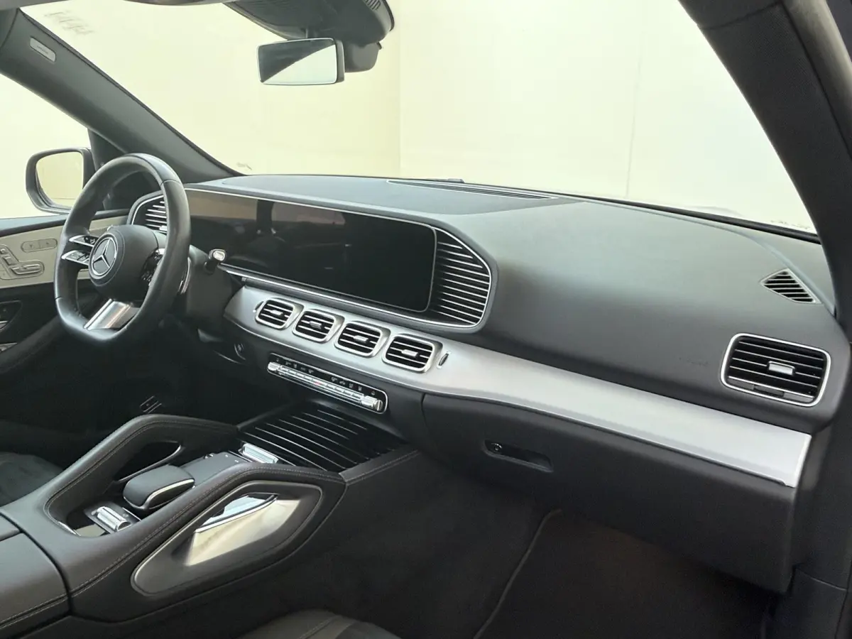 400 e 4MATIC AMG Line / Panoramadak/ Burmester/ 22 inch/ AIRMATIC/ Night/ El. Trekhaak