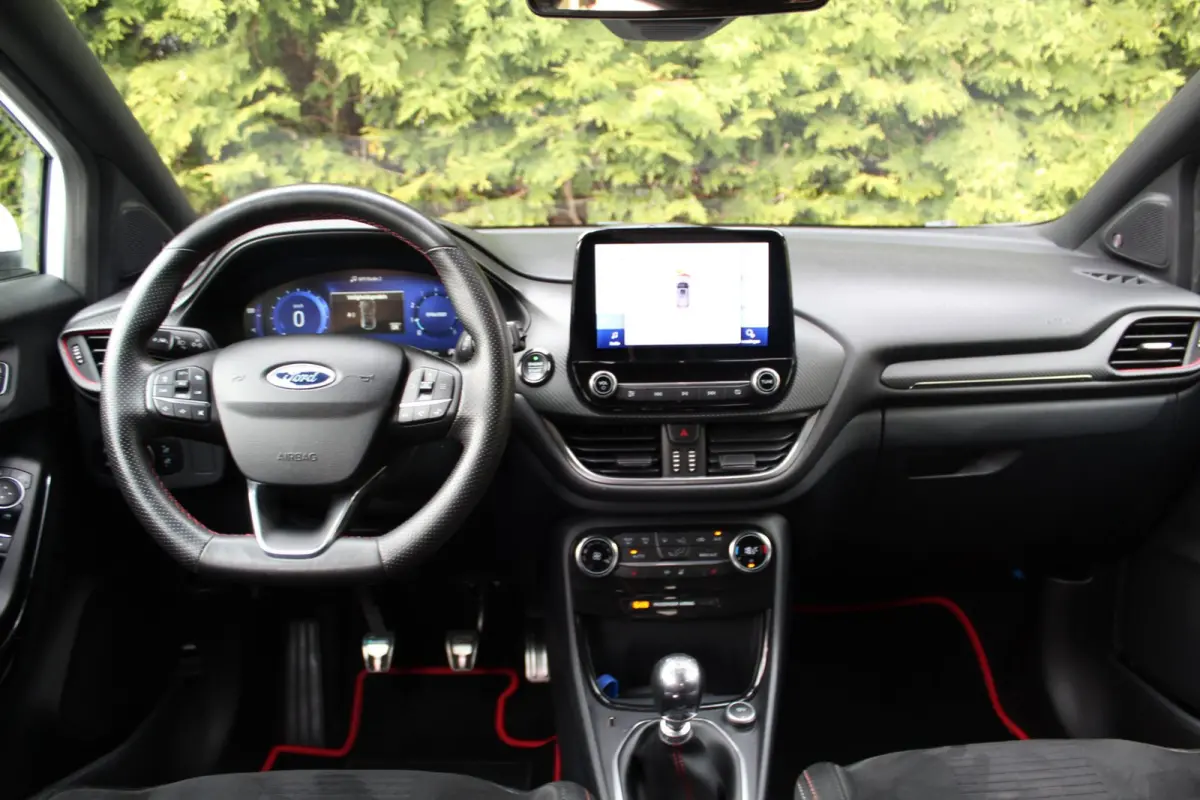 1.0 EcoBoost ST-Line X 125PK | Parkeercamera | Cruise Control | Stoelverwarming | Climate Control