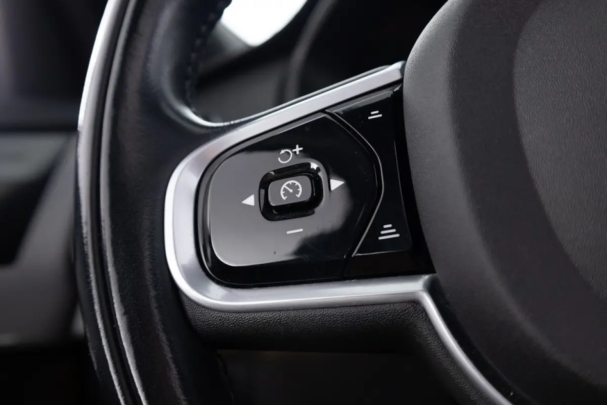 T8 Recharge AWD Inscription Exp. | PANORAMADAK | harman/kardon | LEDER | CARPLAY | PHEV | 7-persoons
