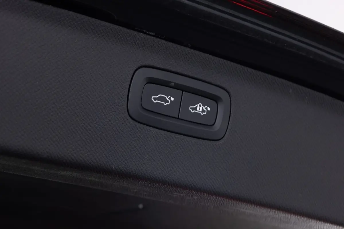T8 Recharge AWD Inscription Exp. | PANORAMADAK | harman/kardon | LEDER | CARPLAY | PHEV | 7-persoons