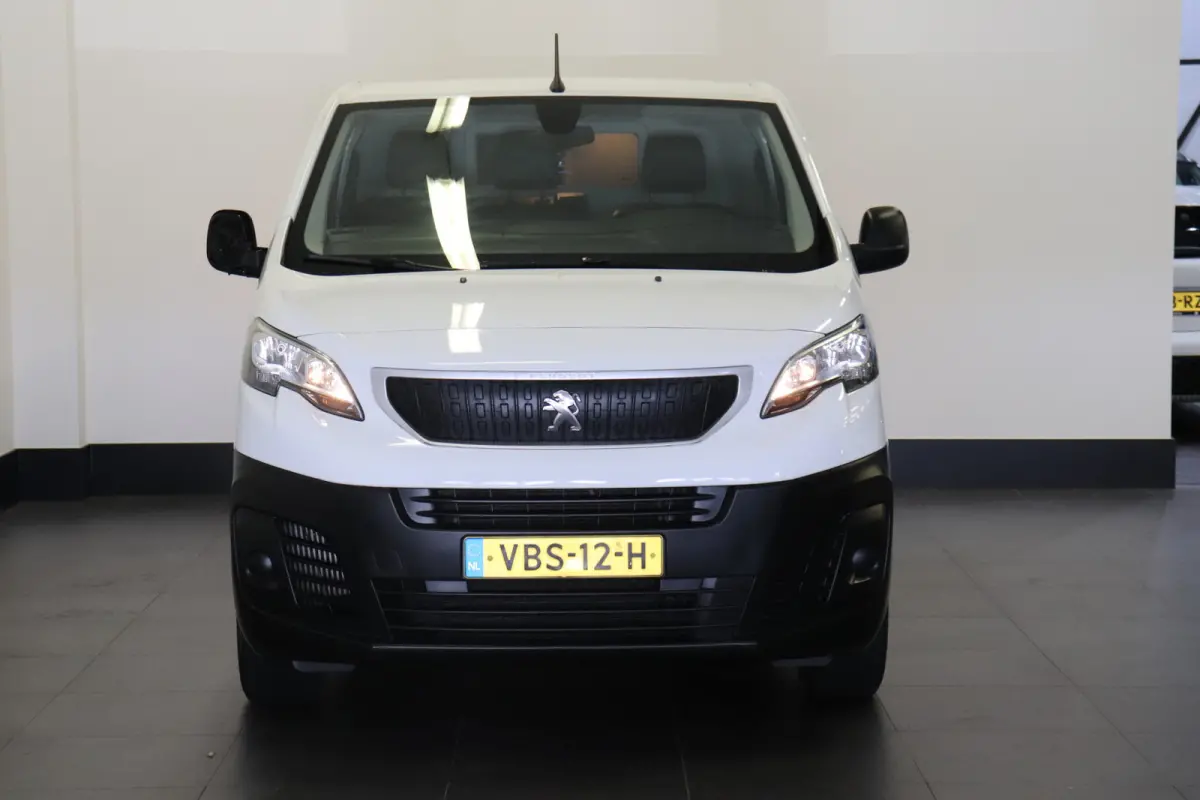 1.5 BlueHDI L2 EURO 6 - Airco - Cruise - PDC - €10.950,- Excl.