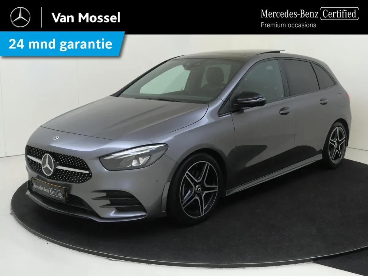 180 Business Solution AMG / Panorama-dak / Night-Pakket / Achteruitrijcamera /