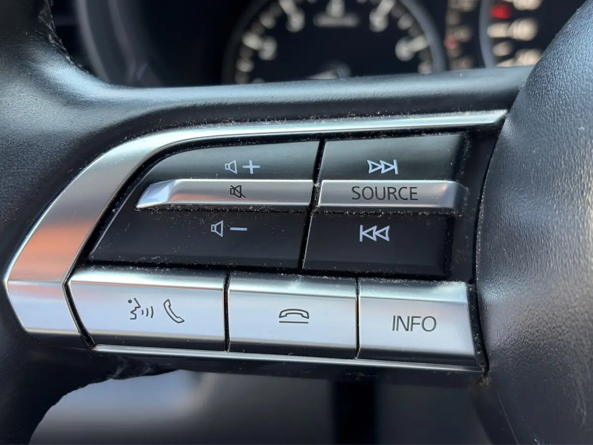 2.0 180pk SkyActiv-X M Hybrid Comfort | Trekhaak | Camera | Climate controle | Adaptive cruise controle | Dodehoek detectie | Elektrische achterklep | Keyless entry | Sensoren voor en achter