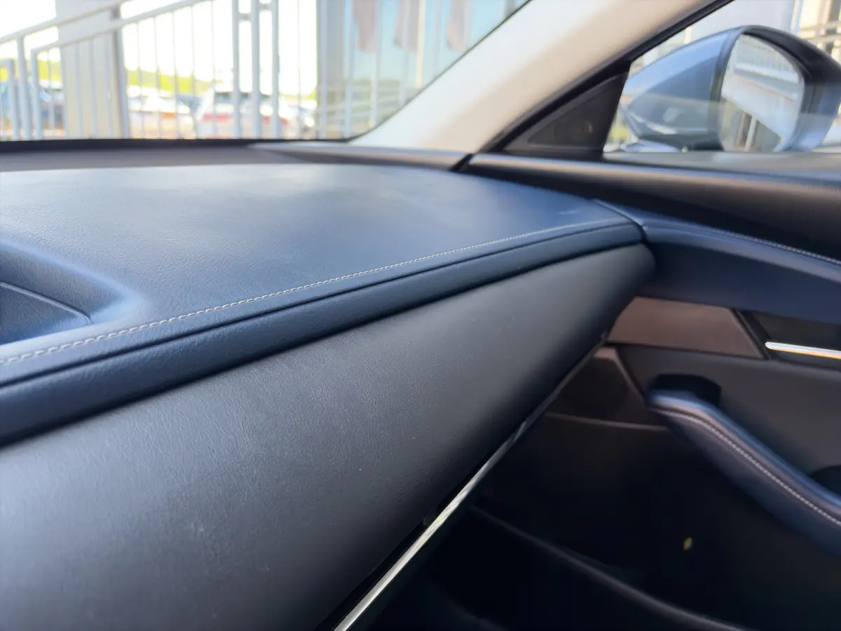 2.0 180pk SkyActiv-X M Hybrid Comfort | Trekhaak | Camera | Climate controle | Adaptive cruise controle | Dodehoek detectie | Elektrische achterklep | Keyless entry | Sensoren voor en achter