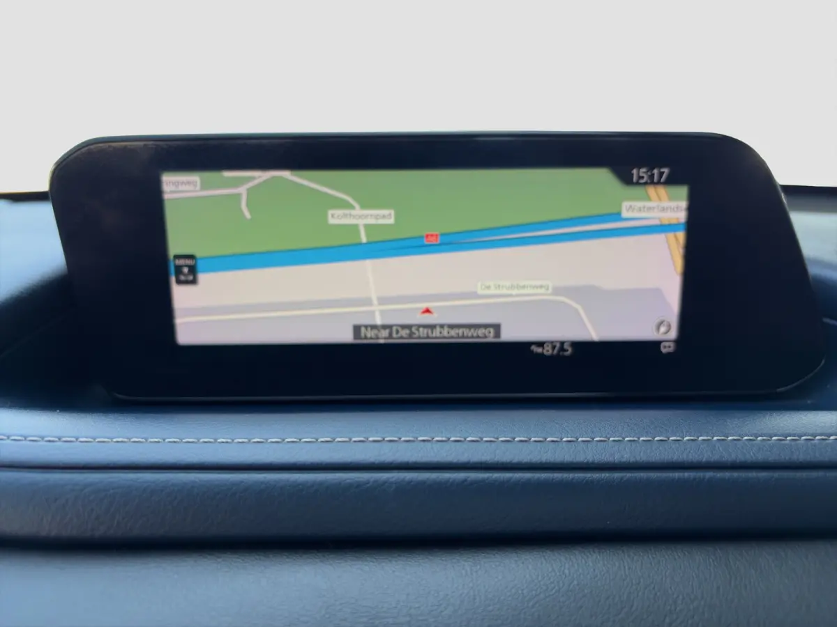 2.0 180pk SkyActiv-X M Hybrid Comfort | Trekhaak | Camera | Climate controle | Adaptive cruise controle | Dodehoek detectie | Elektrische achterklep | Keyless entry | Sensoren voor en achter