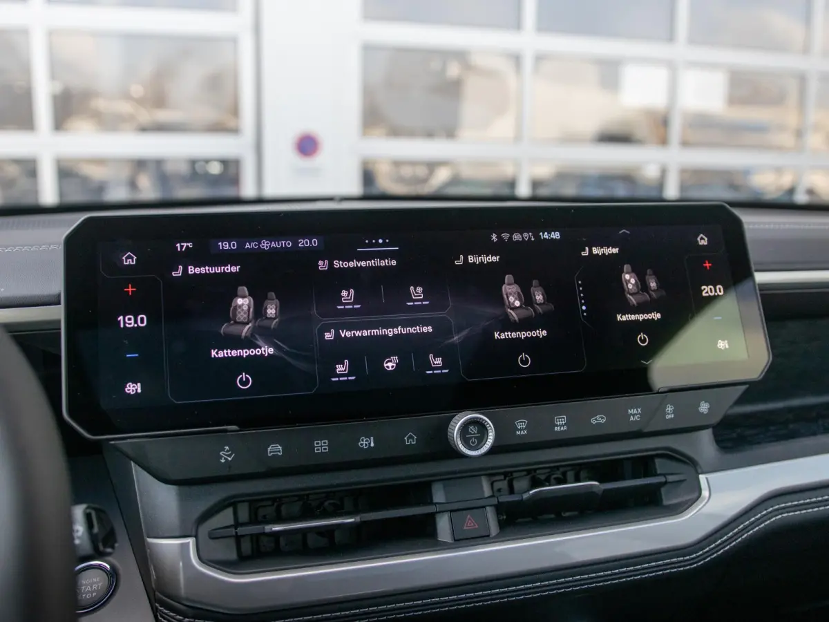 First Edition 74 kWh | Actieprijs | Adapt. Cruise | Camera | Carplay | 20" | Elektr. A-Klep | Navi | Winter Pack | Schuif/Kanteldak | Premium Pack | Conv. Pack | Warmtepomp