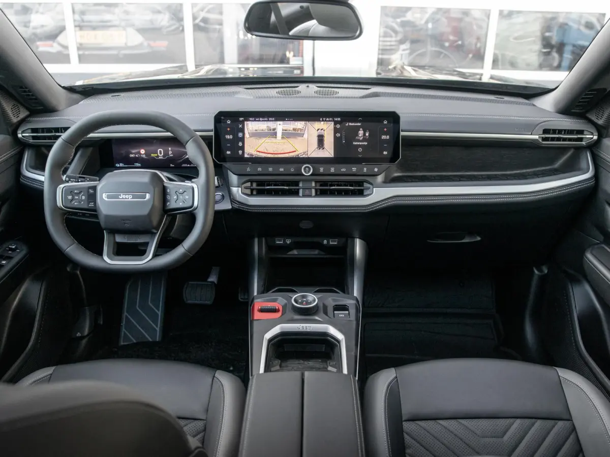 First Edition 74 kWh | Actieprijs | Adapt. Cruise | Camera | Carplay | 20" | Elektr. A-Klep | Navi | Winter Pack | Schuif/Kanteldak | Premium Pack | Conv. Pack | Warmtepomp