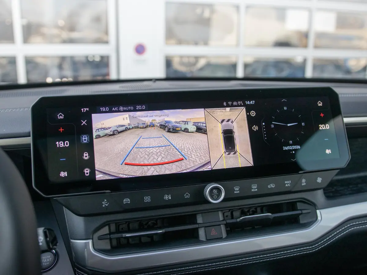 First Edition 74 kWh | Actieprijs | Adapt. Cruise | Camera | Carplay | 20" | Elektr. A-Klep | Navi | Winter Pack | Schuif/Kanteldak | Premium Pack | Conv. Pack | Warmtepomp