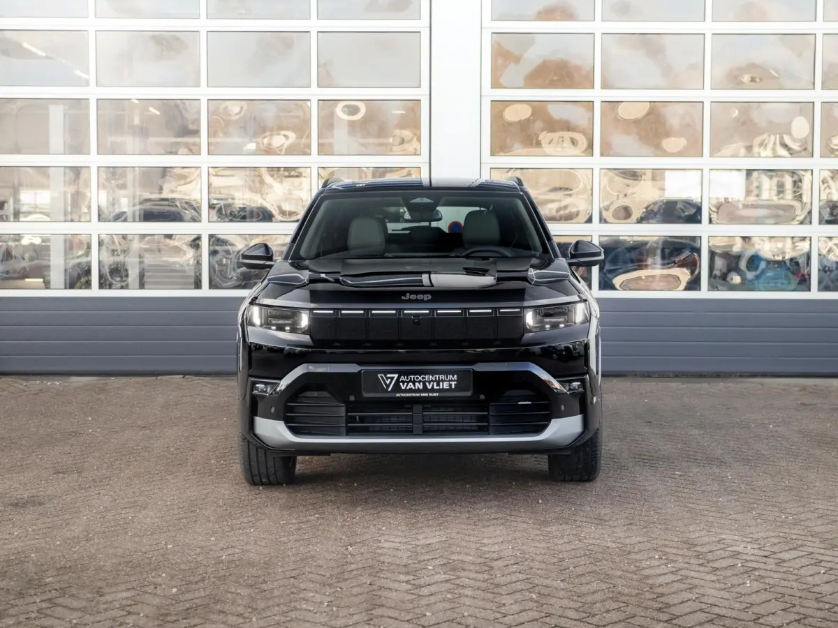 First Edition 74 kWh | Actieprijs | Adapt. Cruise | Camera | Carplay | 20" | Elektr. A-Klep | Navi | Winter Pack | Schuif/Kanteldak | Premium Pack | Conv. Pack | Warmtepomp