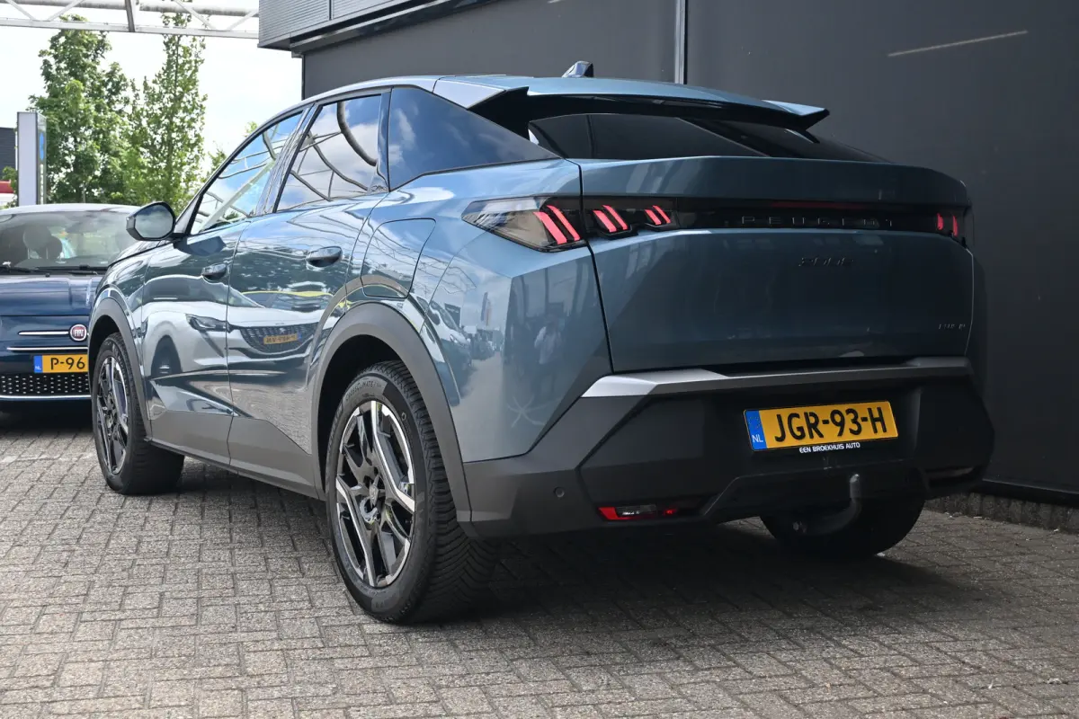 1.6 plug-in Hybrid 195 Allure Tot 8 jaar Garantie! | Afn. Trekhaak | 7,4kW Lader | AllSeason | Navigatie | Achteruitrijcamera | Keyless-Entry | !!