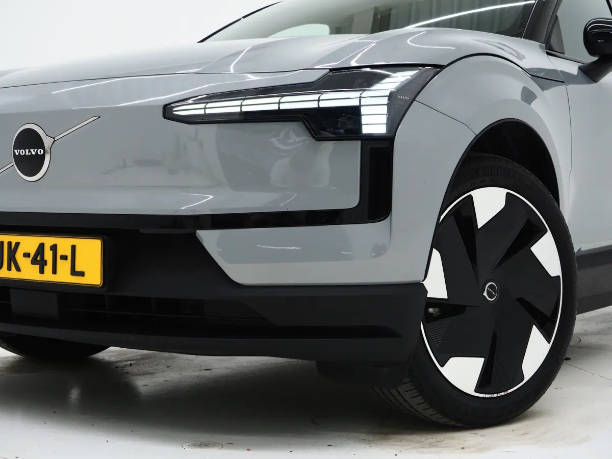 Plus 272PK Extended Range Plus | Adap Cruise |  Digital Key | HK Audio | Park Assist | 19''