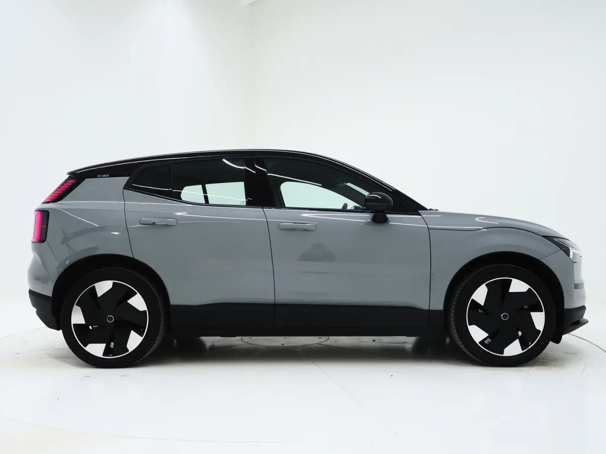 Plus 272PK Extended Range Plus | Adap Cruise |  Digital Key | HK Audio | Park Assist | 19''