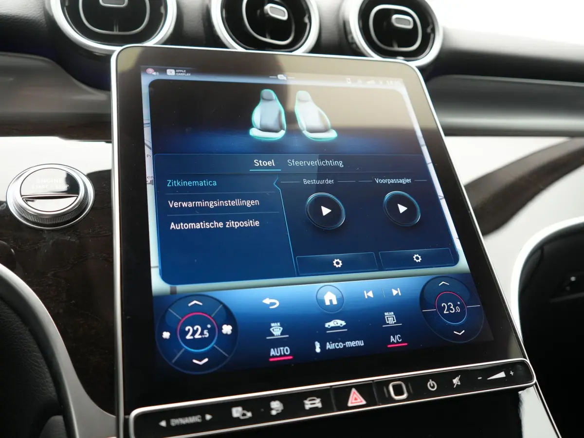 4MATIC Avantgarde PHEV 313pk Dealer O.H. | Adaptive Cruise | Camera | Digital LED | Sportstoelen Memory & Verwarmd | Stuur Verwarmd | Sfeerverlichting | Apple Carplay | Blis | Navigatie | MB
