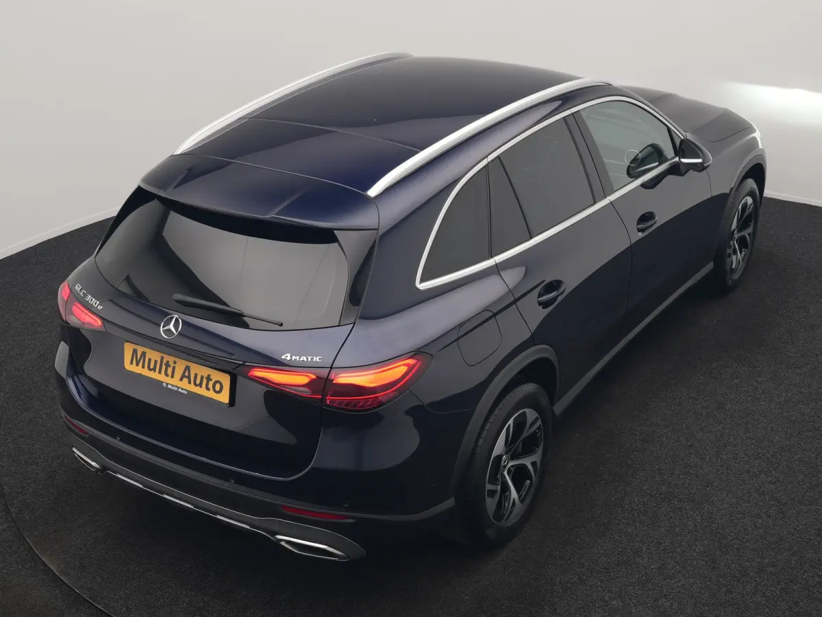 4MATIC Avantgarde PHEV 313pk Dealer O.H. | Adaptive Cruise | Camera | Digital LED | Sportstoelen Memory & Verwarmd | Stuur Verwarmd | Sfeerverlichting | Apple Carplay | Blis | Navigatie | MB