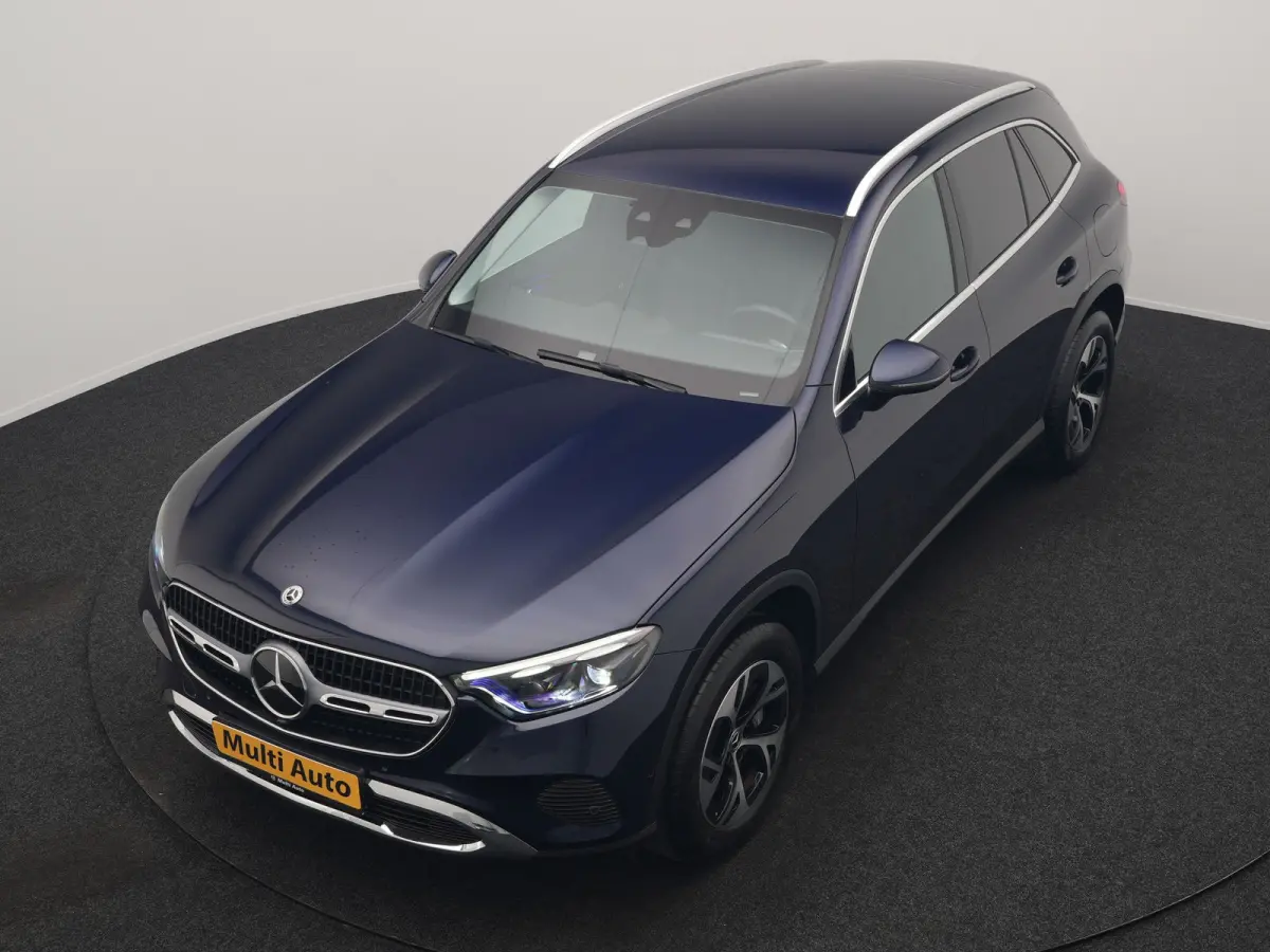 4MATIC Avantgarde PHEV 313pk Dealer O.H. | Adaptive Cruise | Camera | Digital LED | Sportstoelen Memory & Verwarmd | Stuur Verwarmd | Sfeerverlichting | Apple Carplay | Blis | Navigatie | MB