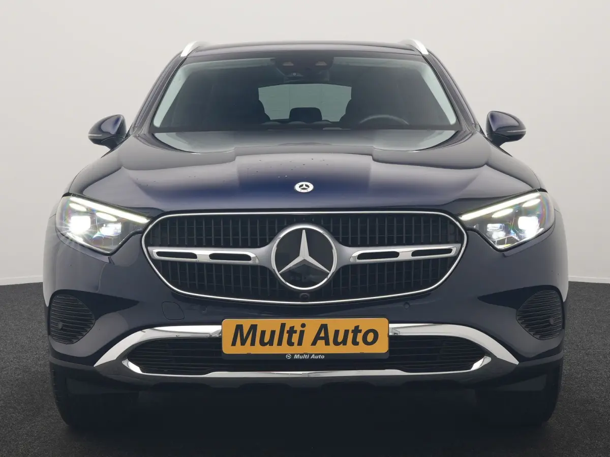 4MATIC Avantgarde PHEV 313pk Dealer O.H. | Adaptive Cruise | Camera | Digital LED | Sportstoelen Memory & Verwarmd | Stuur Verwarmd | Sfeerverlichting | Apple Carplay | Blis | Navigatie | MB