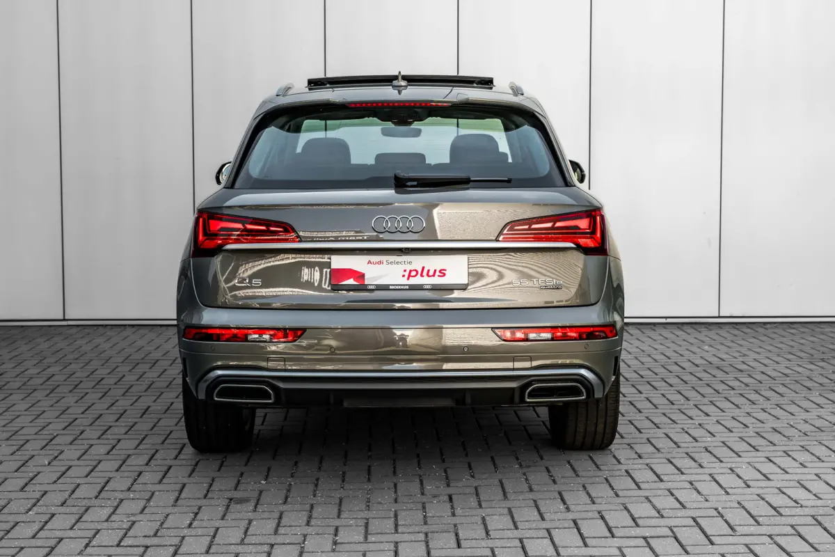 55 TFSI e S edition Competition 367PK | Panorama Dak | Ledere Bekleding | Head-Up Display | 360 Camera |