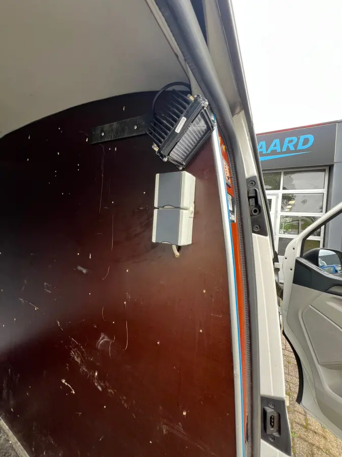 2.0 TDI L2H1 DC Trendline Automaat – Werkbus – 220V – Euro 6 – NAP – Trekhaak