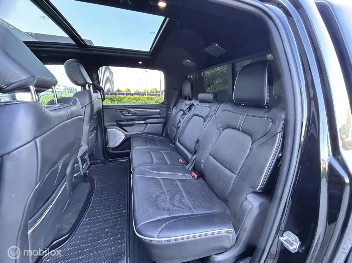 1500 4X4 5.7 V8 4x4 Crew Cab LIMITED LPG 300 LITER