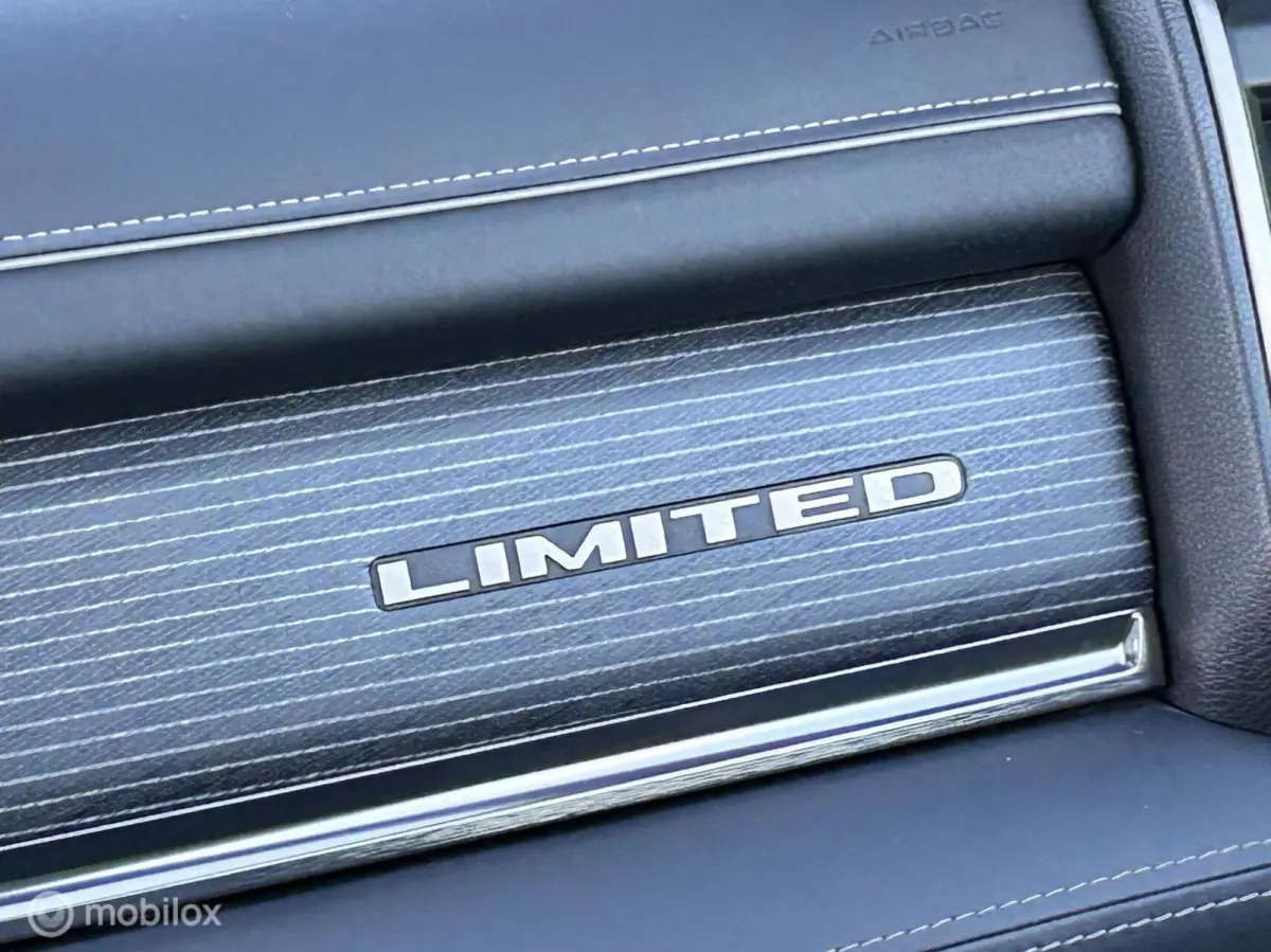 1500 4X4 5.7 V8 4x4 Crew Cab LIMITED LPG 300 LITER