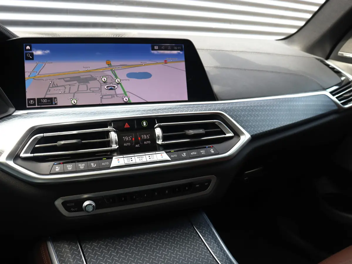 xDrive45e | High Executive | M Sportpakket | Panodak | Head-Up | Driving Assistant Prof. | Harman Kardon | Stoelventilatie | Parking Assistant Plus | SOH 87% | 22'' LMV