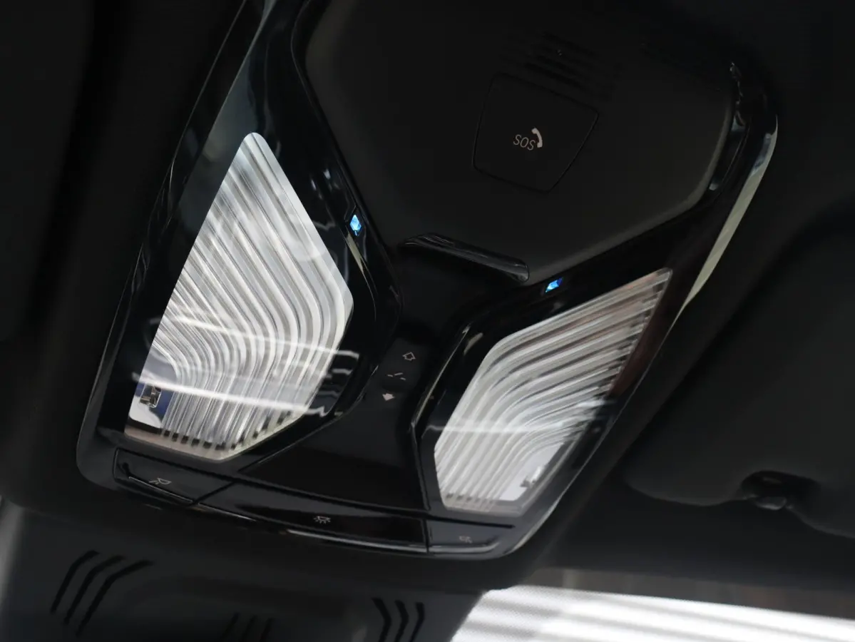 xDrive45e | High Executive | M Sportpakket | Panodak | Head-Up | Driving Assistant Prof. | Harman Kardon | Stoelventilatie | Parking Assistant Plus | SOH 87% | 22'' LMV