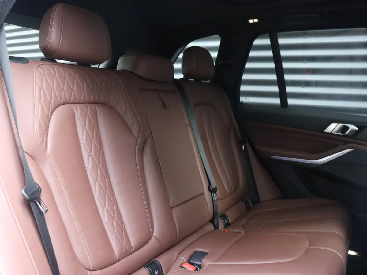 xDrive45e | High Executive | M Sportpakket | Panodak | Head-Up | Driving Assistant Prof. | Harman Kardon | Stoelventilatie | Parking Assistant Plus | SOH 87% | 22'' LMV
