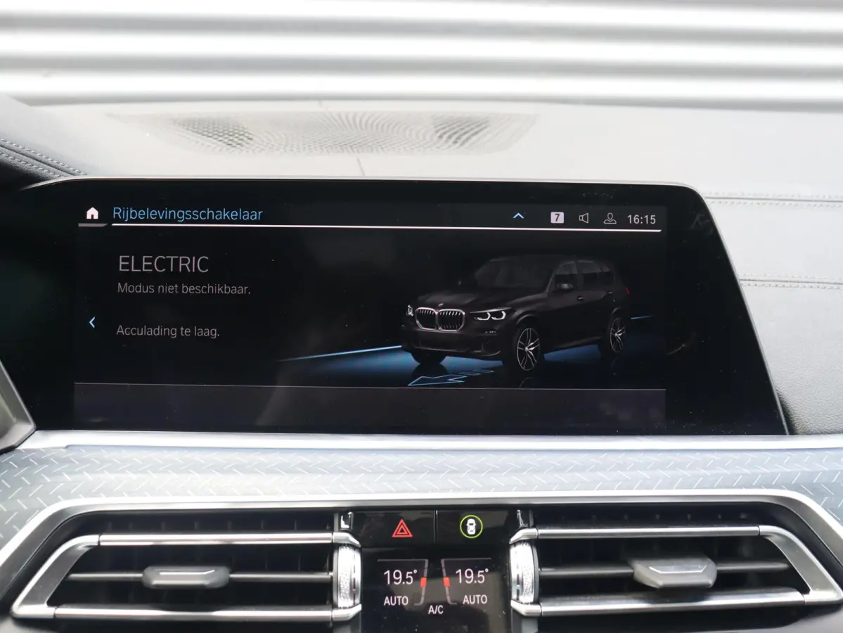 xDrive45e | High Executive | M Sportpakket | Panodak | Head-Up | Driving Assistant Prof. | Harman Kardon | Stoelventilatie | Parking Assistant Plus | SOH 87% | 22'' LMV