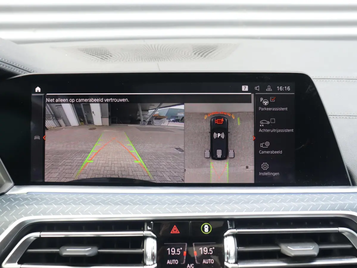 xDrive45e | High Executive | M Sportpakket | Panodak | Head-Up | Driving Assistant Prof. | Harman Kardon | Stoelventilatie | Parking Assistant Plus | SOH 87% | 22'' LMV
