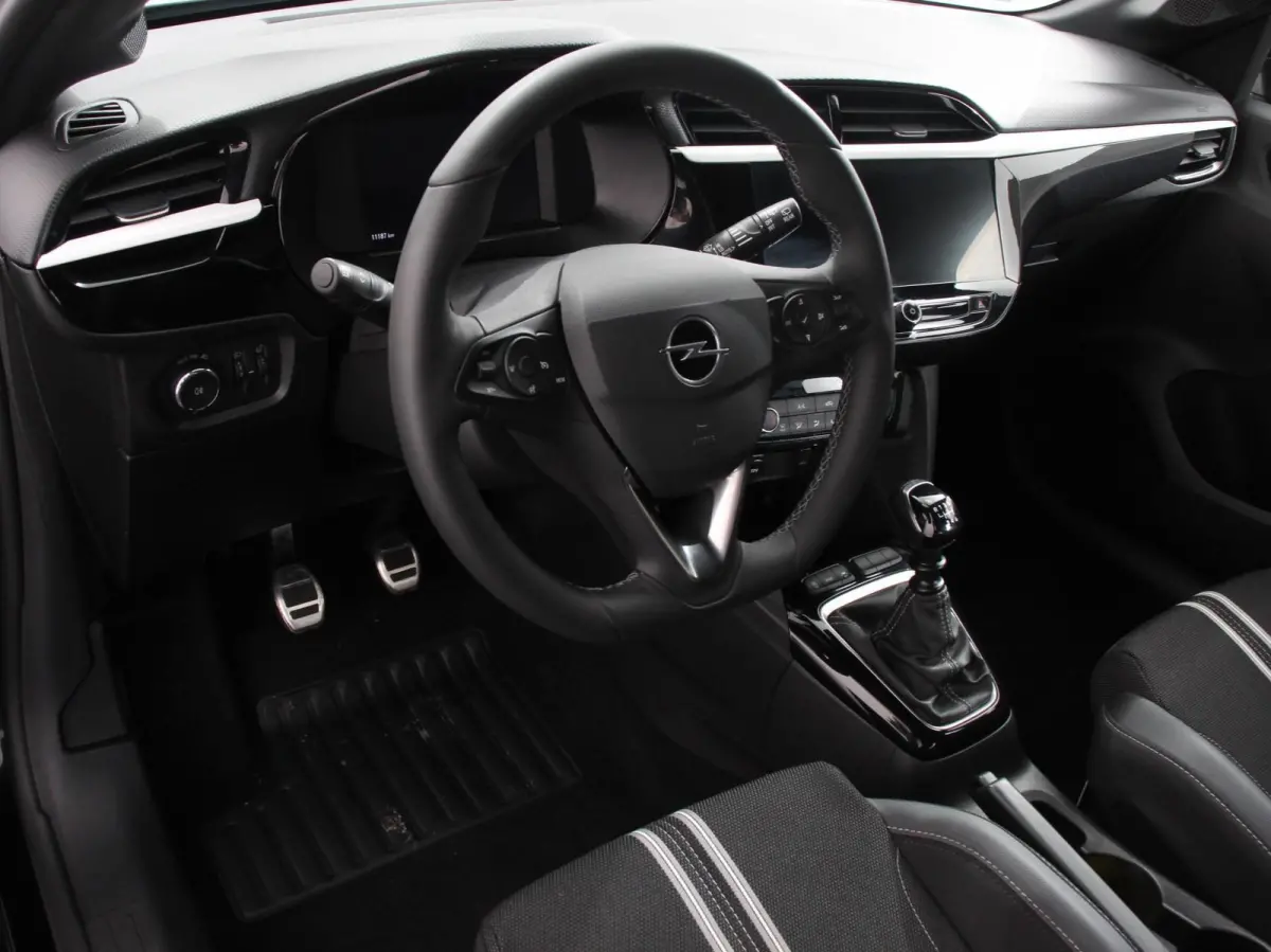 1.2 Turbo GS Navigatie Apple Carplay/Android Auto Digitale Cockpit Airco Cruise Control Lichtmetalen Velgen Dab Lichtmetalen Velgen