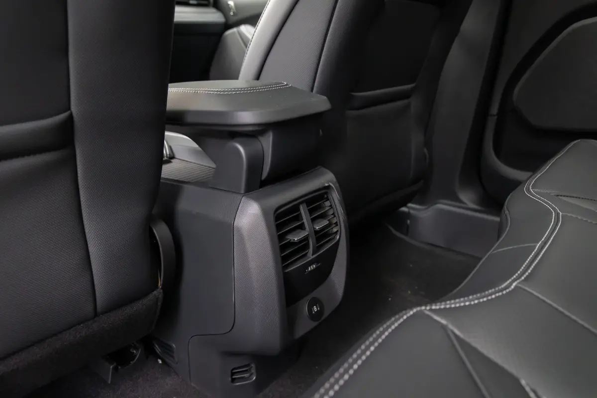 Extended Premium RWD 98 kWh | Pano-dak | B&O audio | 360 Camera | Elektr. Klep | Standkachel | Memory stoel | ALLE OPTIES!