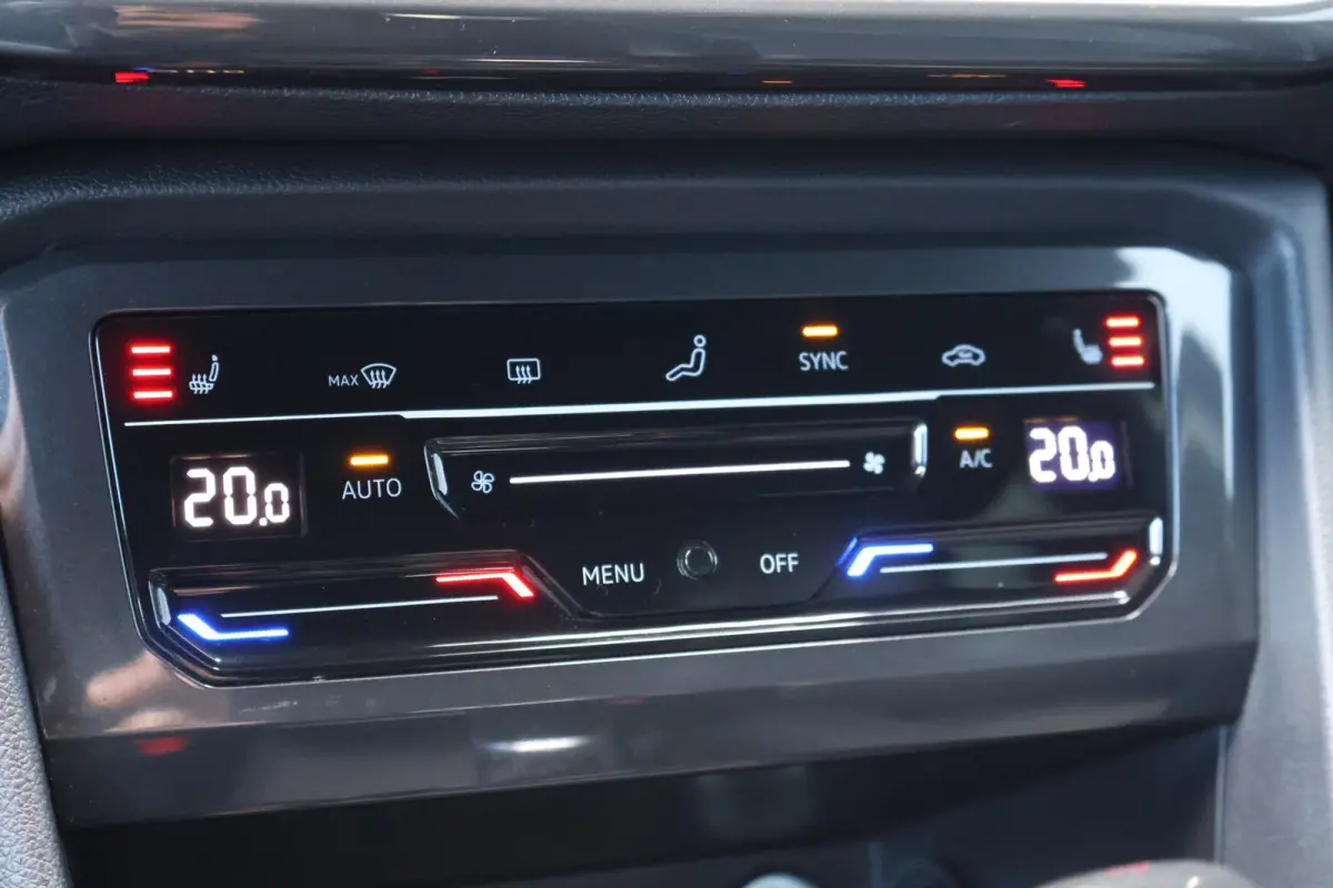 1.5 TSI FR Business 7pers DSG VIRTUAL l 360 l LEDER l ASSISTENTIE l SFEER l CARPLAY l ORG.NL l DEALER OND l 1e EIG