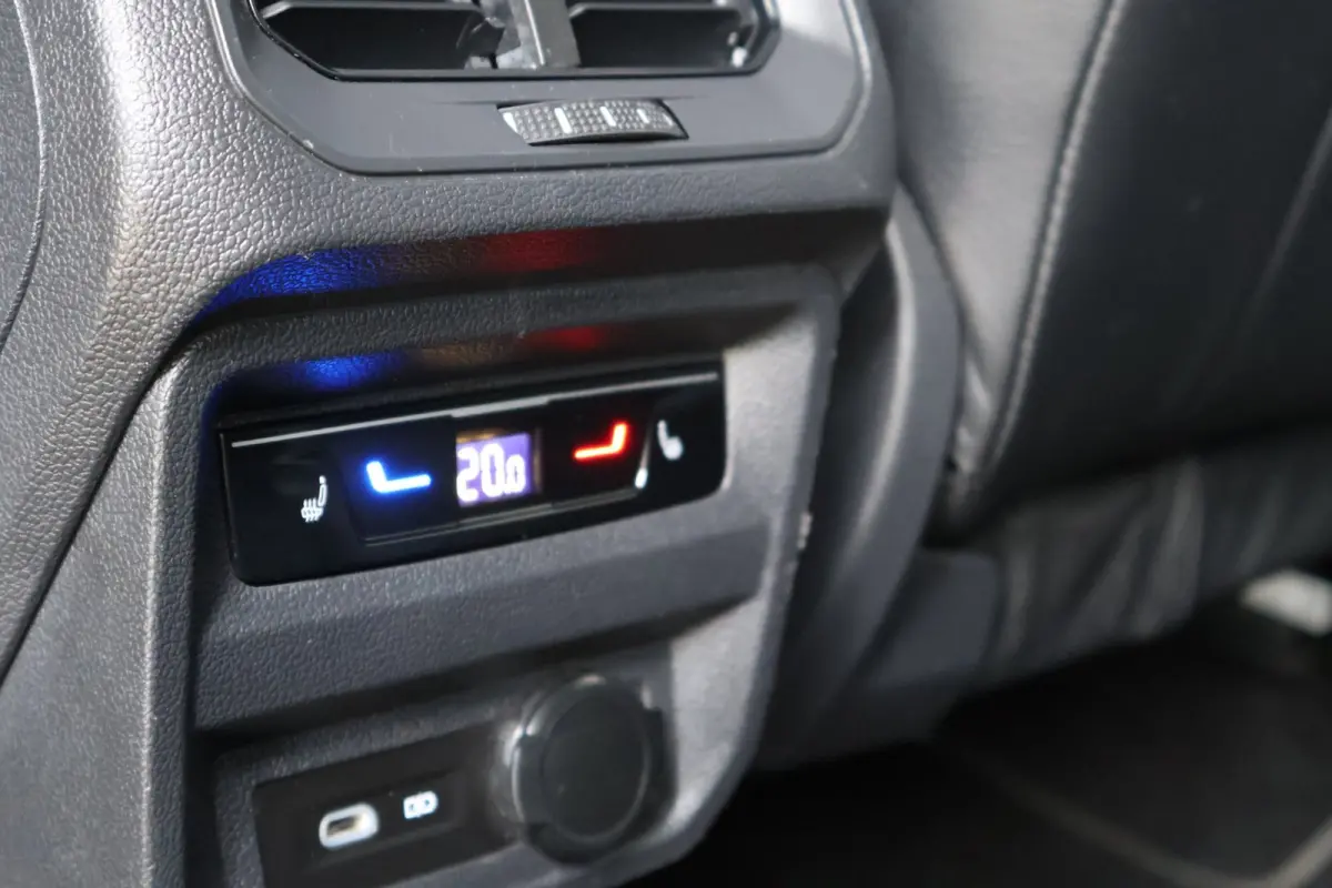 1.5 TSI FR Business 7pers DSG VIRTUAL l 360 l LEDER l ASSISTENTIE l SFEER l CARPLAY l ORG.NL l DEALER OND l 1e EIG