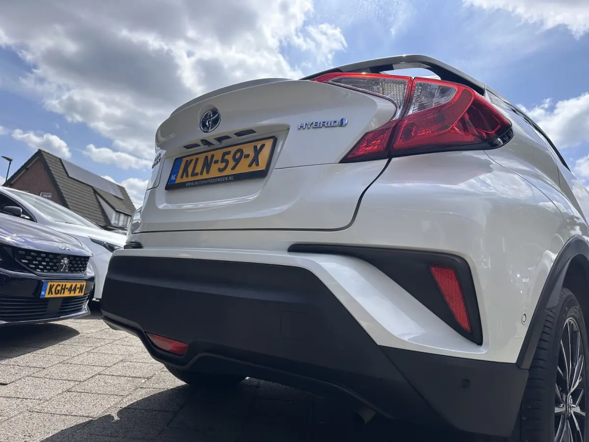 1.8 Hybrid Black Edition|Leder|Navi