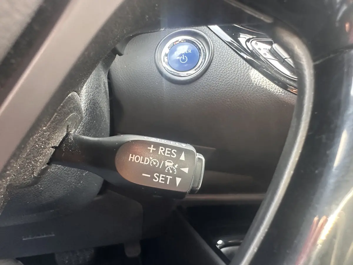 1.8 Hybrid Black Edition|Leder|Navi