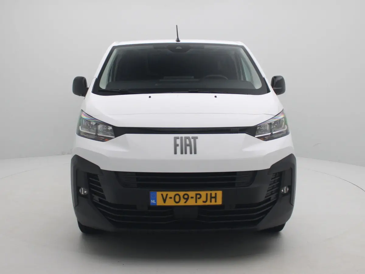 2.0 Diesel 145 S&S L3 145 PK | Navi | 3 Zits | Achter Deuren | Betimmering | BPM vrij