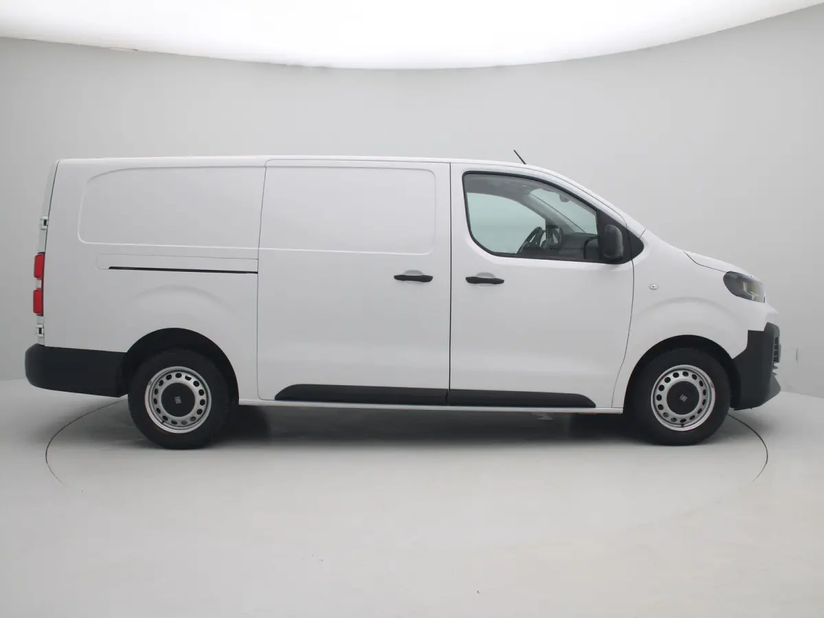 2.0 Diesel 145 S&S L3 145 PK | Navi | 3 Zits | Achter Deuren | Betimmering | BPM vrij