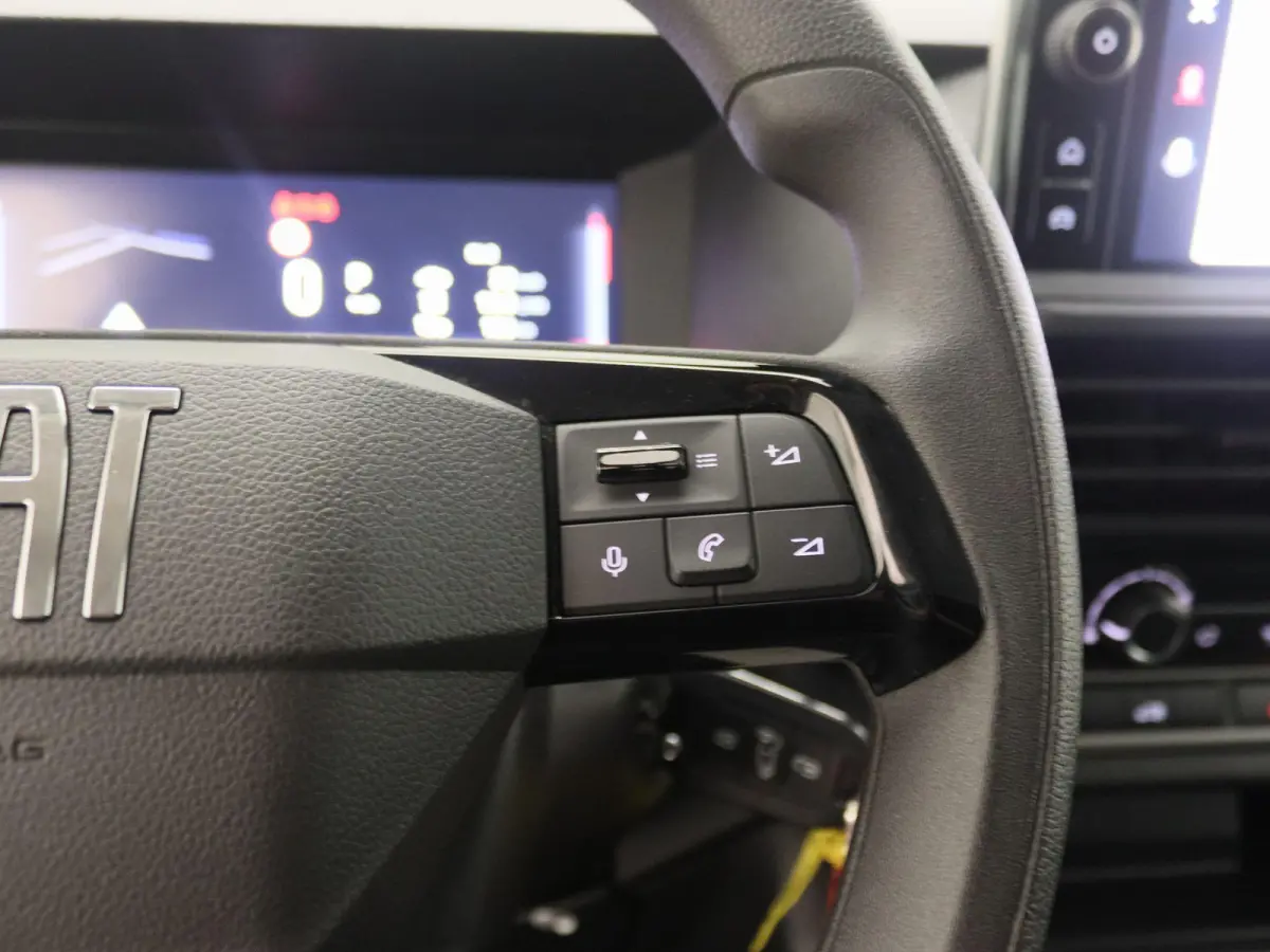 2.0 Diesel 145 S&S L3 145 PK | Navi | 3 Zits | Achter Deuren | Betimmering | BPM vrij