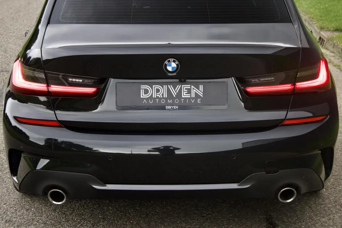 330i High Executive Edition