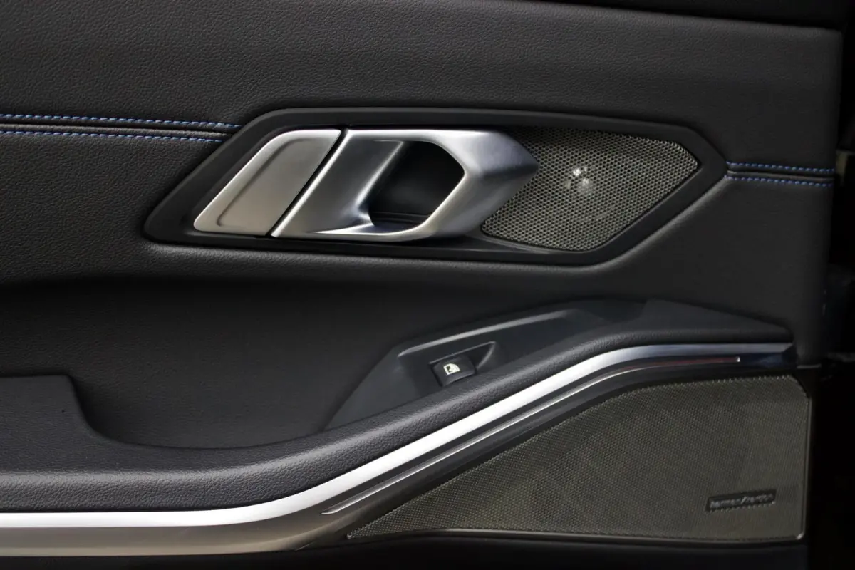 330i High Executive Edition