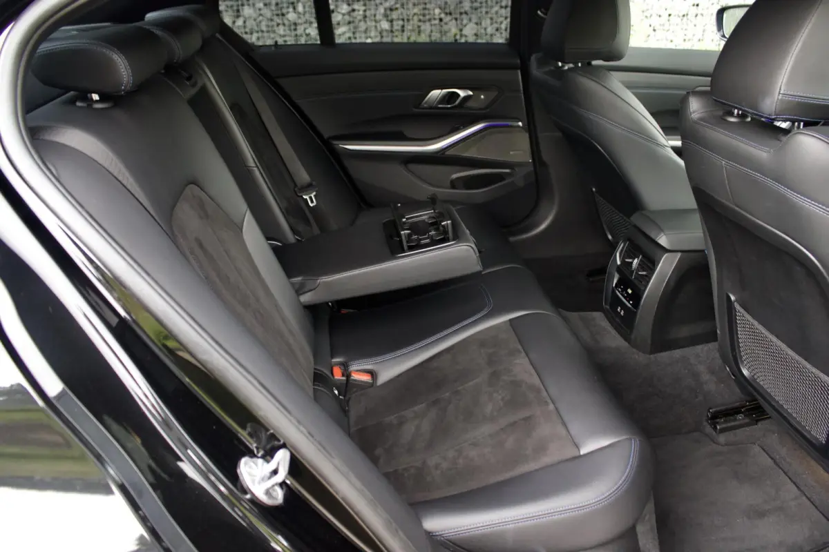 330i High Executive Edition