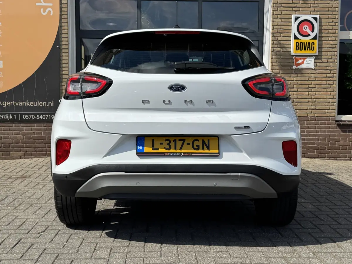 1.0 EcoBoost-Hybrid 125pk TITANIUM 1E EIG. CARPLAY/LED/WINTERPACK/NL-AUTO