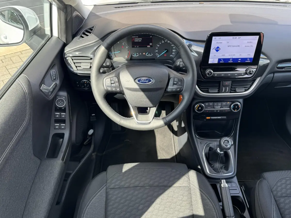 1.0 EcoBoost-Hybrid 125pk TITANIUM 1E EIG. CARPLAY/LED/WINTERPACK/NL-AUTO