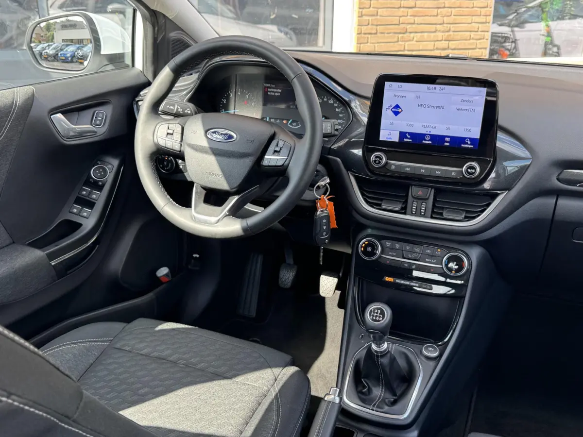 1.0 EcoBoost-Hybrid 125pk TITANIUM 1E EIG. CARPLAY/LED/WINTERPACK/NL-AUTO