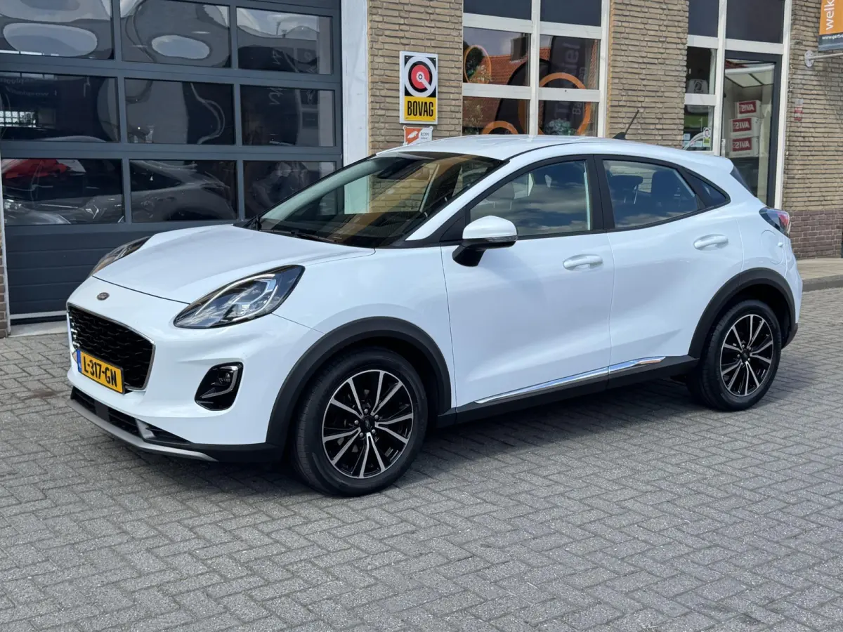 1.0 EcoBoost-Hybrid 125pk TITANIUM 1E EIG. CARPLAY/LED/WINTERPACK/NL-AUTO