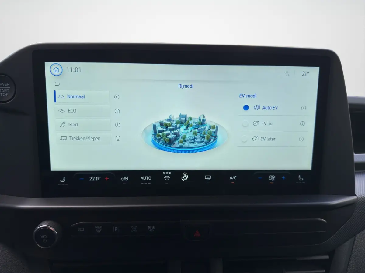 320 L1 Trend 2.5 Plug-in Hybrid 233pk | AGR stoel | Driver Ass Pack Ultimate | Navi | Trekhaak | Full LED | Ford Protect 2+3 jaar |