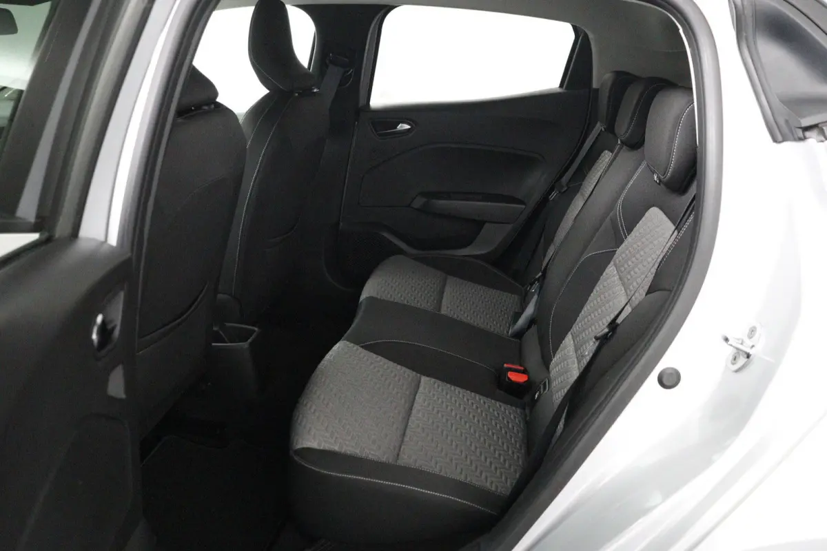 TCe 90 GPF Evolution | Navigatie | Parkeersensoren | Lichtmetalen velgen |