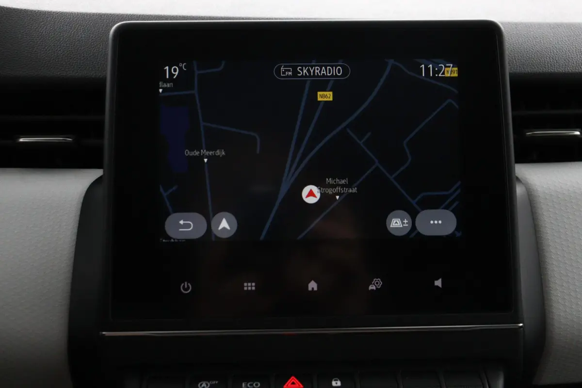 TCe 90 GPF Evolution | Navigatie | Parkeersensoren | Lichtmetalen velgen |