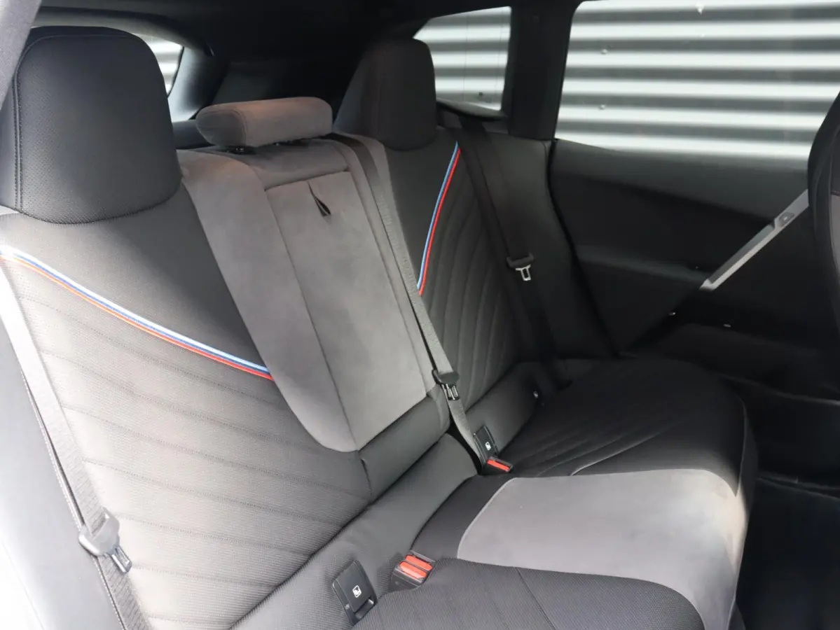 xDrive45 | M Sportpakket | Innovation Pack | Driving Assistant Prof. | Luchtvering | Trekhaak | Head-Up | Panodak Skylounge | Active Steering | Harman Kardon | SOH 97% | 23'' LMV