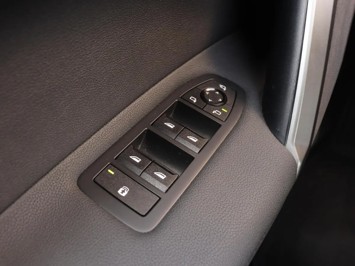xDrive45 | M Sportpakket | Innovation Pack | Driving Assistant Prof. | Luchtvering | Trekhaak | Head-Up | Panodak Skylounge | Active Steering | Harman Kardon | SOH 97% | 23'' LMV
